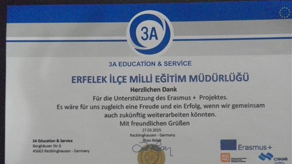 Erfelek Şehit Özkan ÇELİKKAYA Ç.P. Anadolu Lisesi  öğrencileri  Erasmus Projesi nedeniyle Müdürlüğümüze teşekkür belgesi sundular.