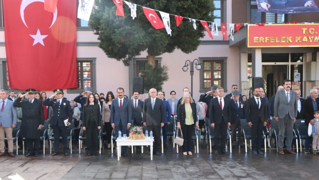 29 EKİM CUMHURİYET BAYRAMI İLÇEMİZDE COŞKUYLA KUTLANDI